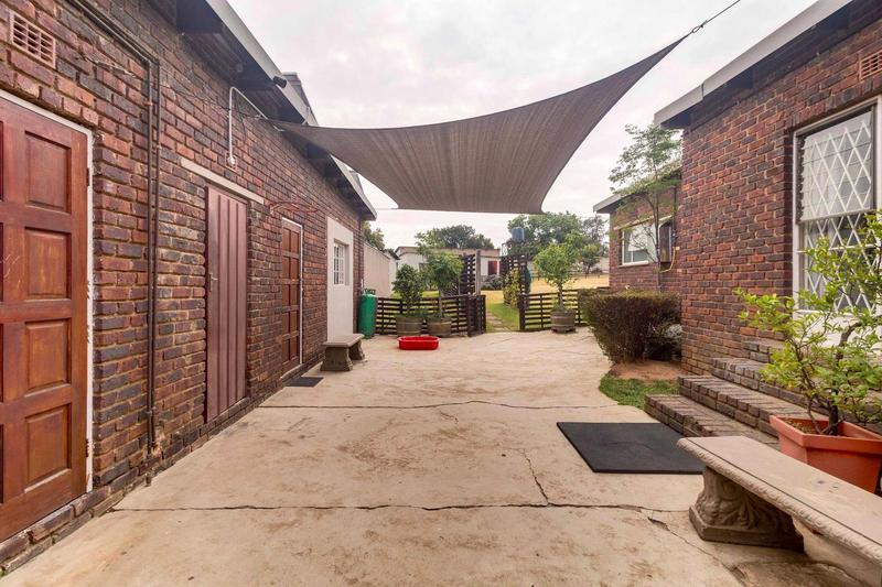 4 Bedroom Property for Sale in Zonnehoewe A H Gauteng