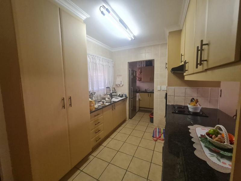 To Let 2 Bedroom Property for Rent in Norton Home Estate AH Gauteng