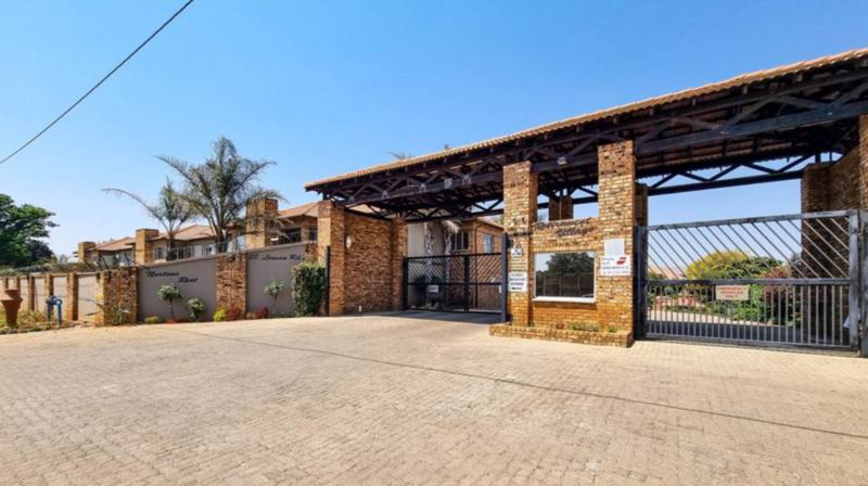 To Let 2 Bedroom Property for Rent in Norton Home Estate AH Gauteng