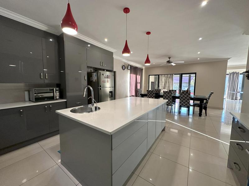 To Let 5 Bedroom Property for Rent in Midstream Ridge Gauteng