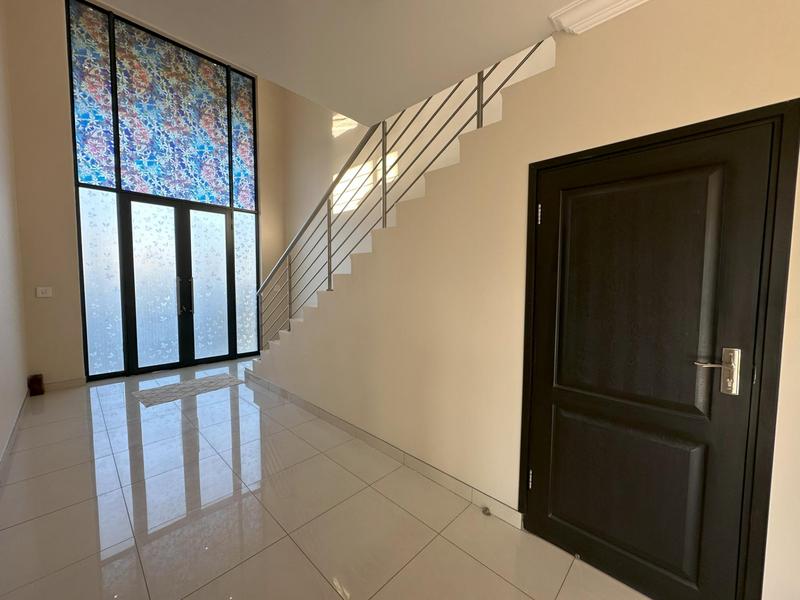 To Let 5 Bedroom Property for Rent in Midstream Ridge Gauteng