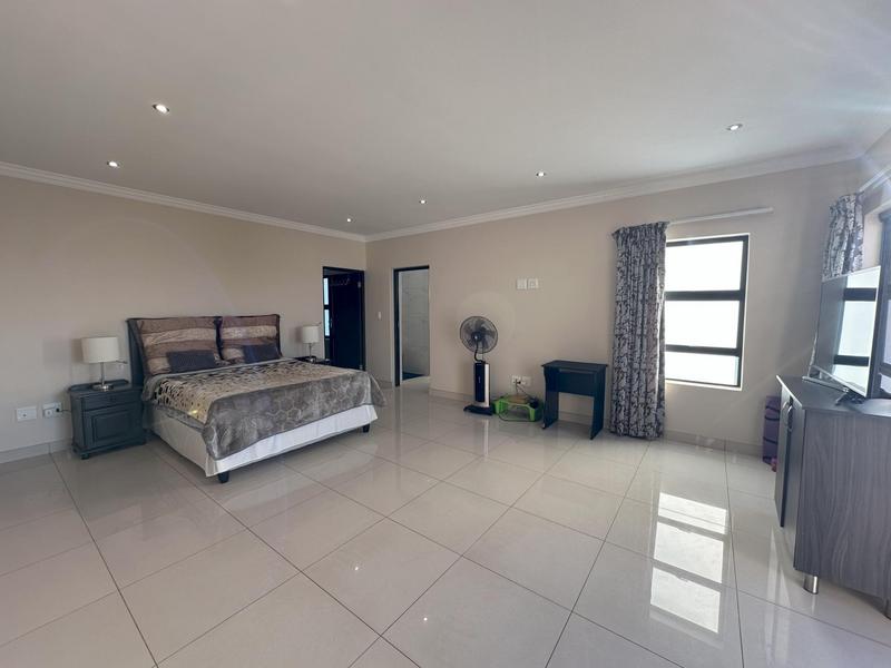To Let 5 Bedroom Property for Rent in Midstream Ridge Gauteng