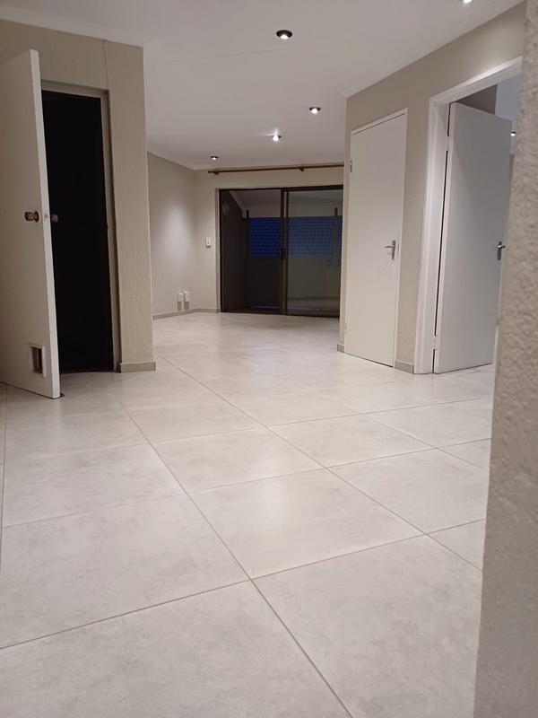 To Let 2 Bedroom Property for Rent in Victory Park Gauteng
