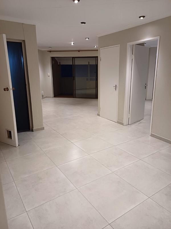 To Let 2 Bedroom Property for Rent in Victory Park Gauteng