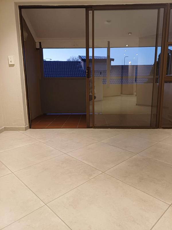 To Let 2 Bedroom Property for Rent in Victory Park Gauteng