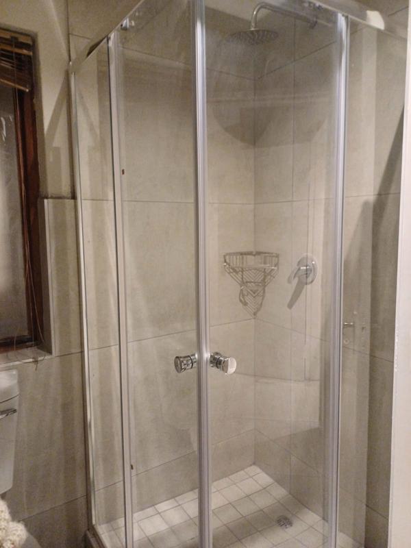 To Let 2 Bedroom Property for Rent in Victory Park Gauteng
