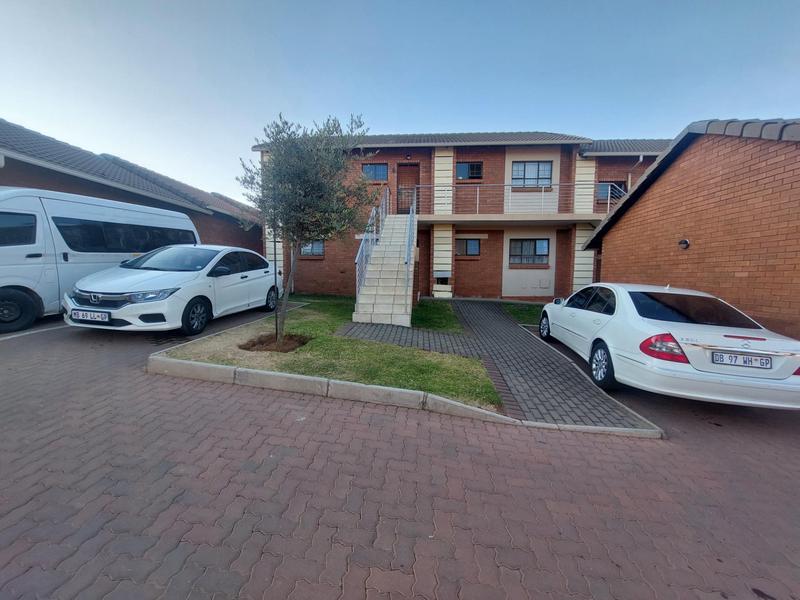 3 Bedroom Property for Sale in Noordwyk Gauteng