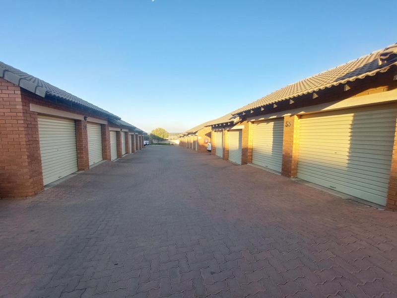 3 Bedroom Property for Sale in Noordwyk Gauteng
