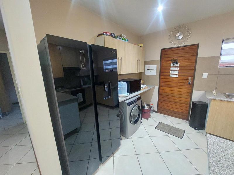 3 Bedroom Property for Sale in Noordwyk Gauteng