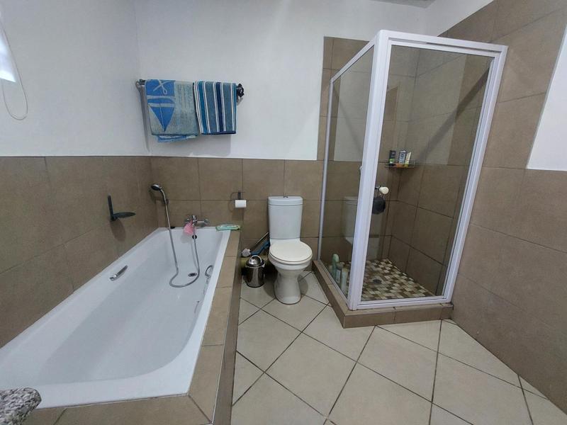 3 Bedroom Property for Sale in Noordwyk Gauteng