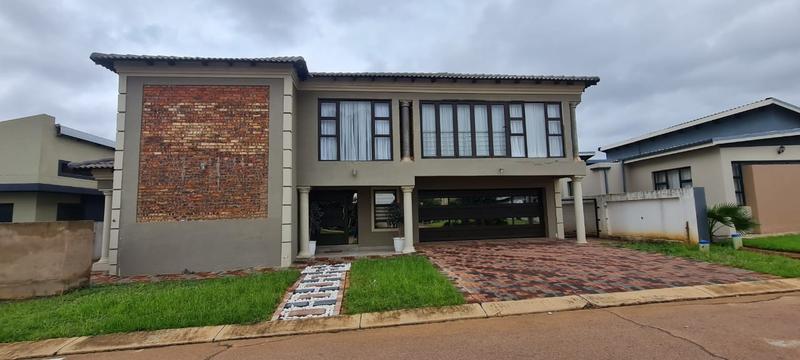 5 Bedroom Property for Sale in The Orchards Gauteng