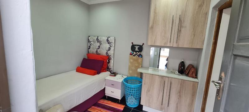 5 Bedroom Property for Sale in The Orchards Gauteng