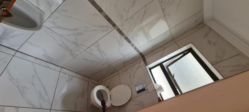 5 Bedroom Property for Sale in The Orchards Gauteng