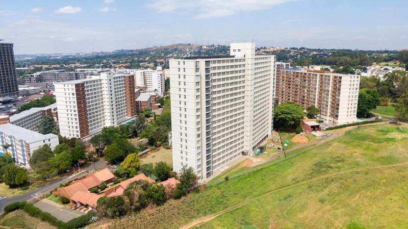 1 Bedroom Property for Sale in Bedford Gardens Gauteng