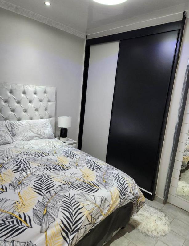 To Let 1 Bedroom Property for Rent in Roodekrans Gauteng