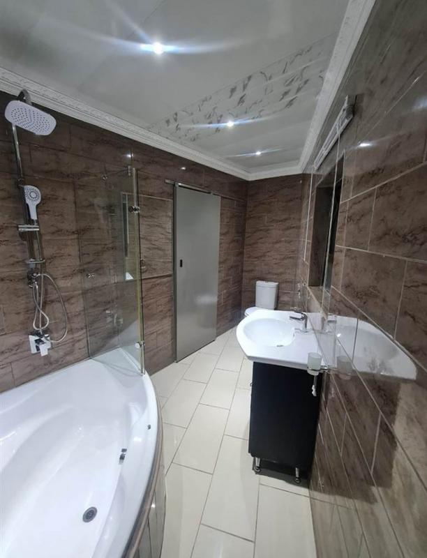 To Let 1 Bedroom Property for Rent in Roodekrans Gauteng
