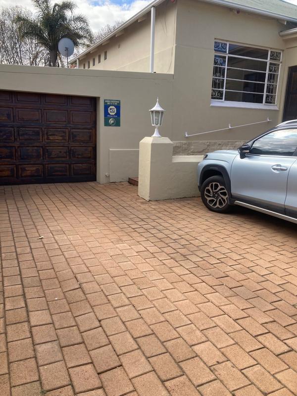 4 Bedroom Property for Sale in Kensington Gauteng