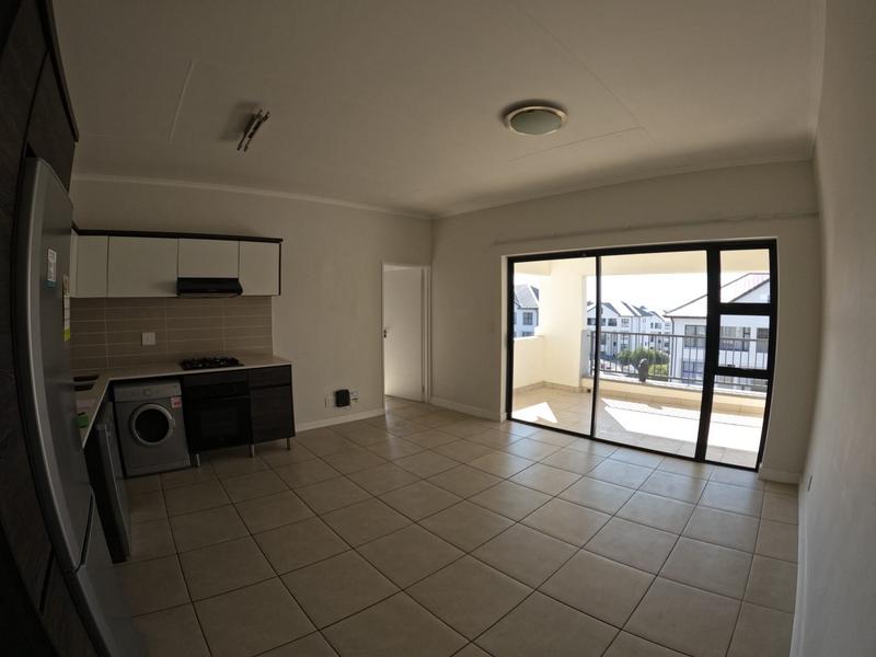 1 Bedroom Property for Sale in Greenstone Hill Gauteng