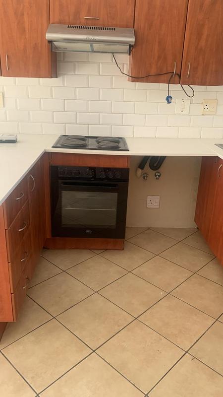 To Let 2 Bedroom Property for Rent in Heuweloord Gauteng