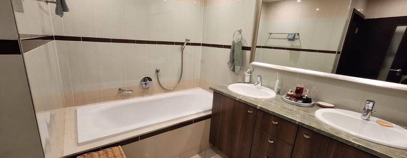 To Let 2 Bedroom Property for Rent in Bedford Gardens Gauteng