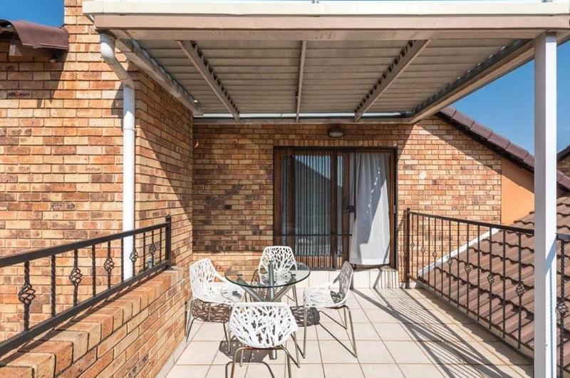 3 Bedroom Property for Sale in Oriel Gauteng