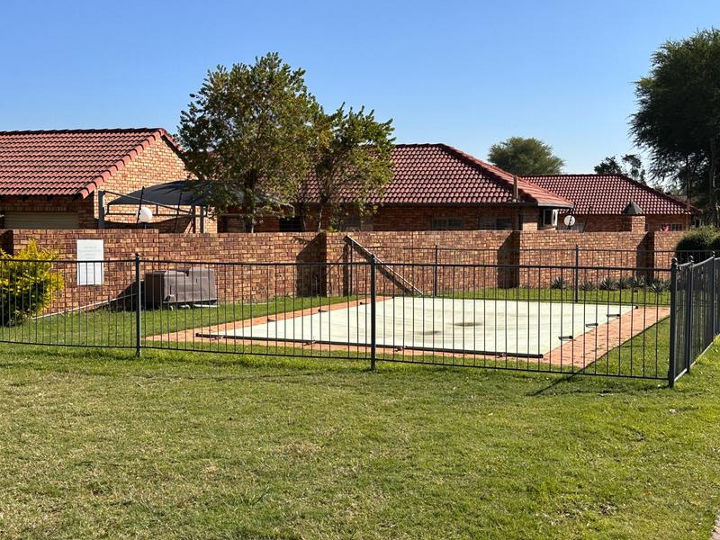 3 Bedroom Property for Sale in Theresa Park Gauteng