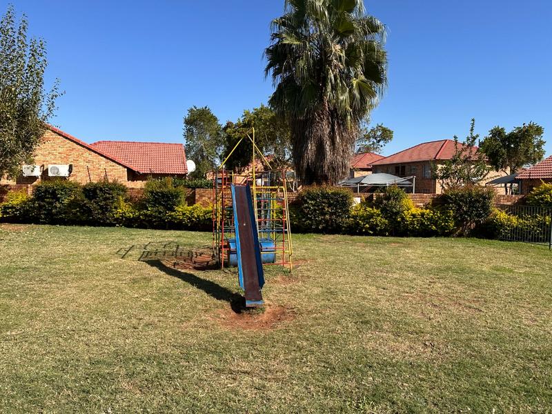 3 Bedroom Property for Sale in Theresa Park Gauteng