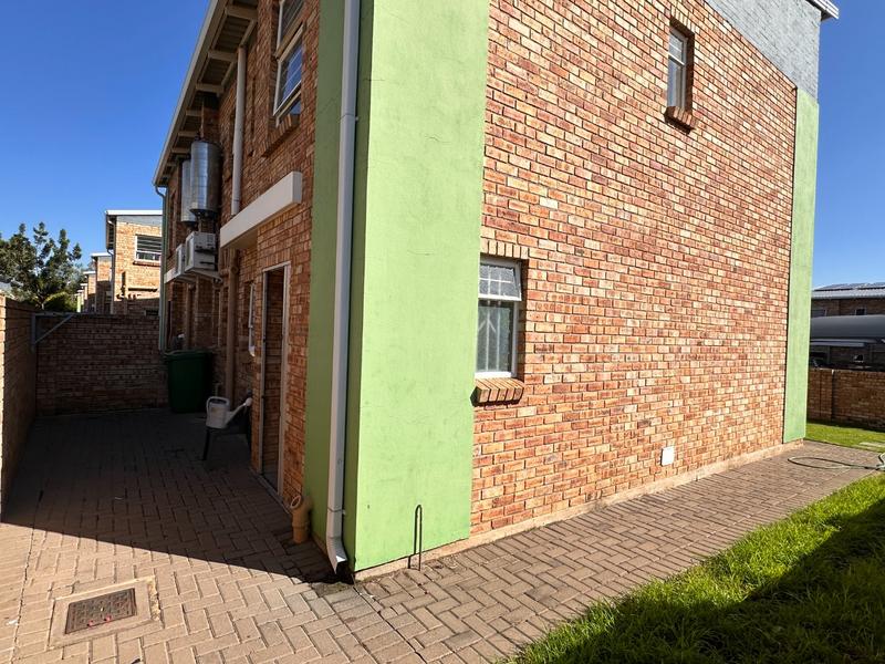 3 Bedroom Property for Sale in Theresa Park Gauteng