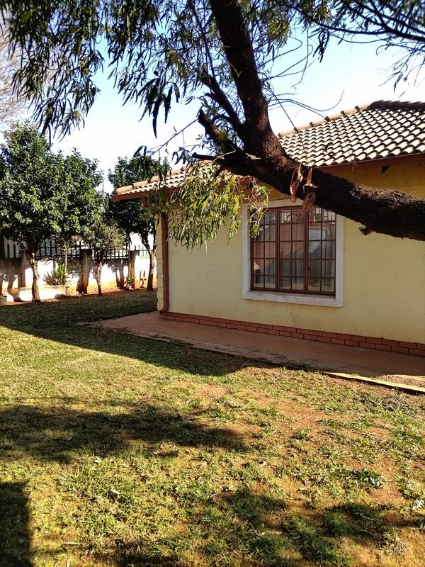 3 Bedroom Property for Sale in Dawn Park Gauteng