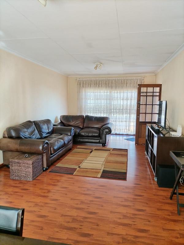 3 Bedroom Property for Sale in Dawn Park Gauteng