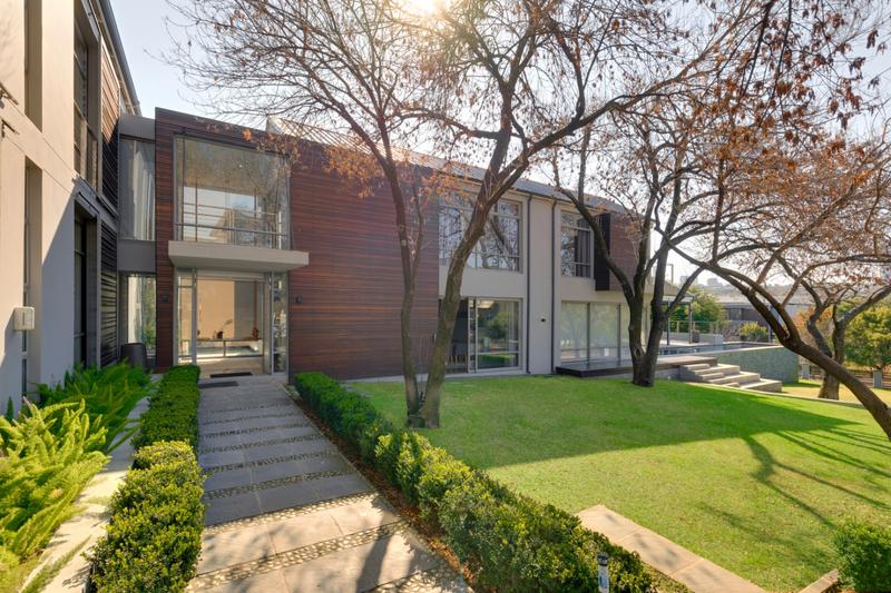 4 Bedroom Property for Sale in Waterfall Country Estate Gauteng