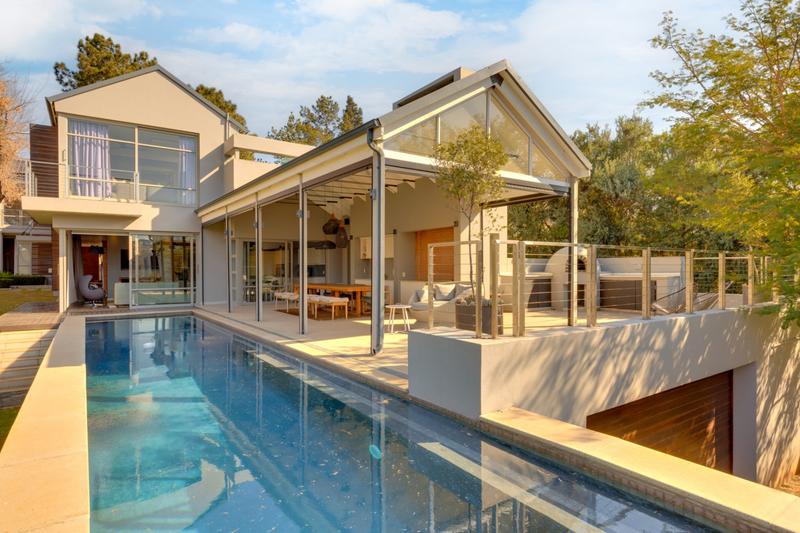 4 Bedroom Property for Sale in Waterfall Country Estate Gauteng
