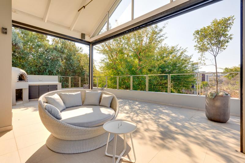 4 Bedroom Property for Sale in Waterfall Country Estate Gauteng