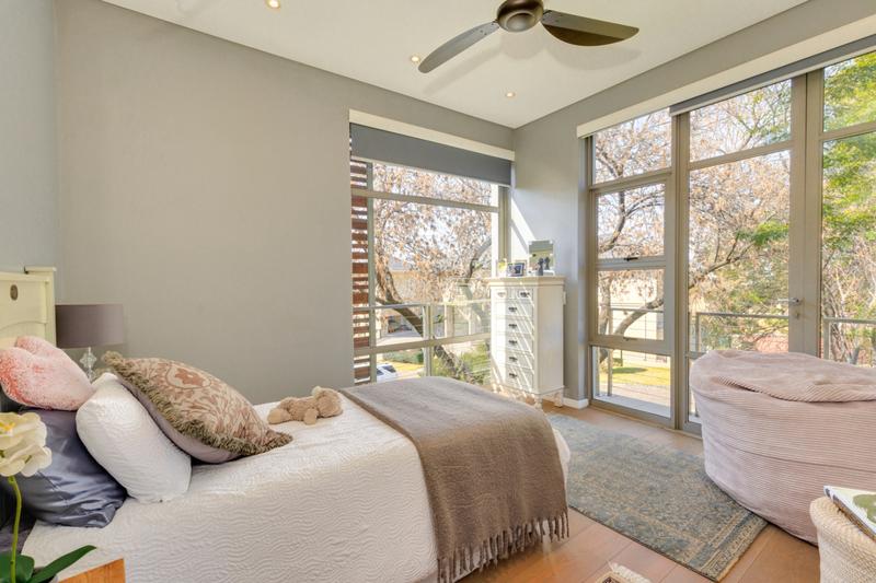 4 Bedroom Property for Sale in Waterfall Country Estate Gauteng