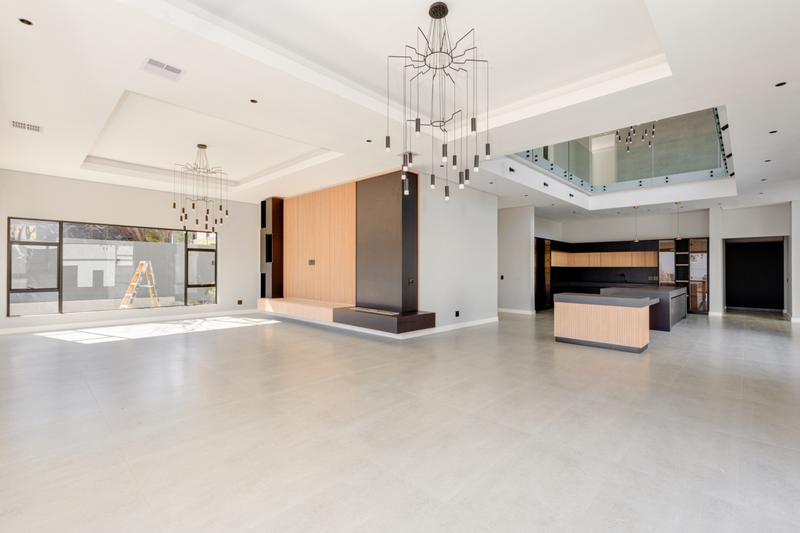 6 Bedroom Property for Sale in Waterfall Country Estate Gauteng