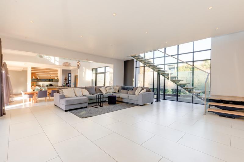 4 Bedroom Property for Sale in Waterfall Country Estate Gauteng