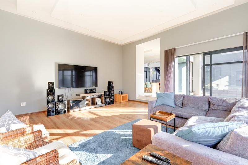4 Bedroom Property for Sale in Waterfall Country Estate Gauteng