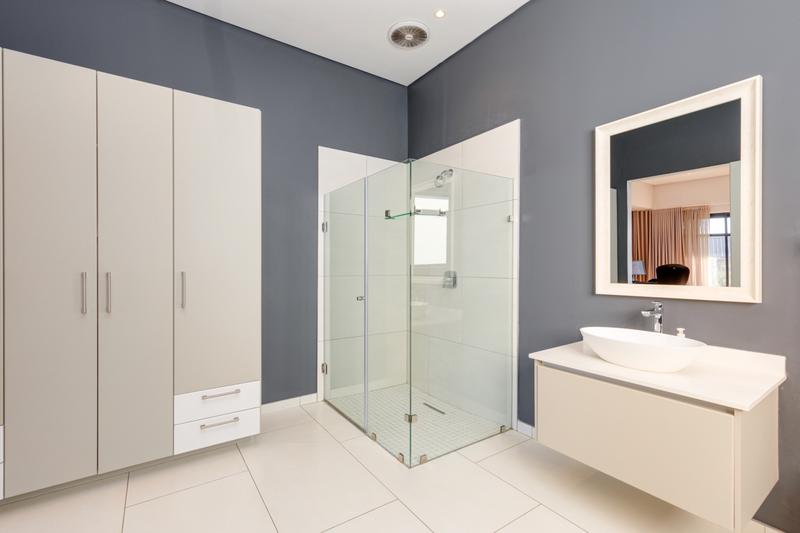 4 Bedroom Property for Sale in Waterfall Country Estate Gauteng