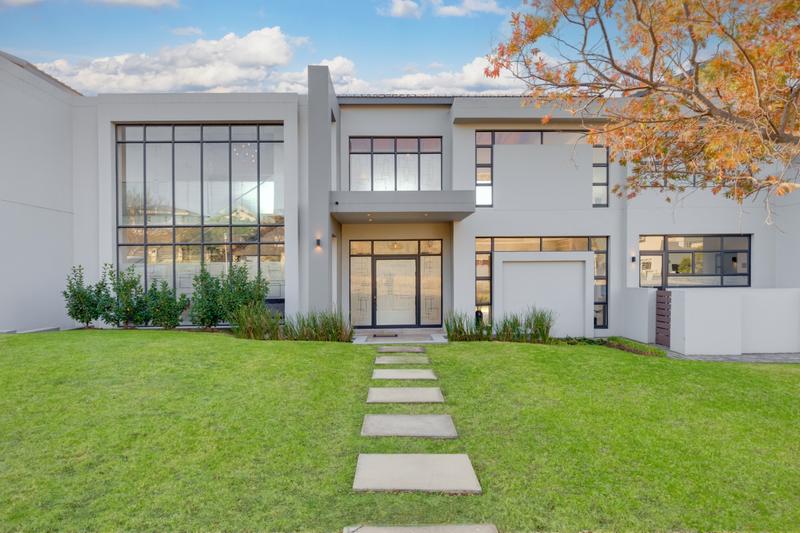 4 Bedroom Property for Sale in Waterfall Country Estate Gauteng