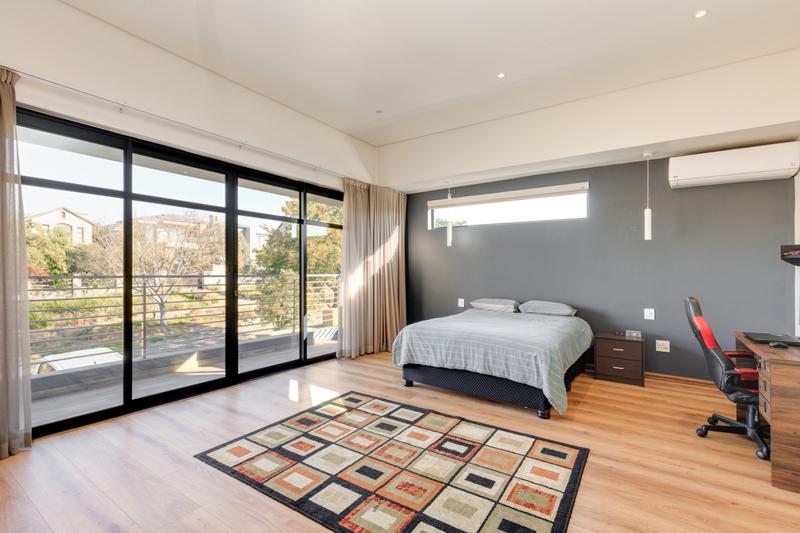 4 Bedroom Property for Sale in Waterfall Country Estate Gauteng