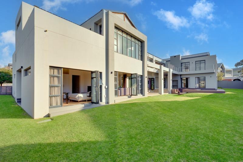 4 Bedroom Property for Sale in Waterfall Country Estate Gauteng