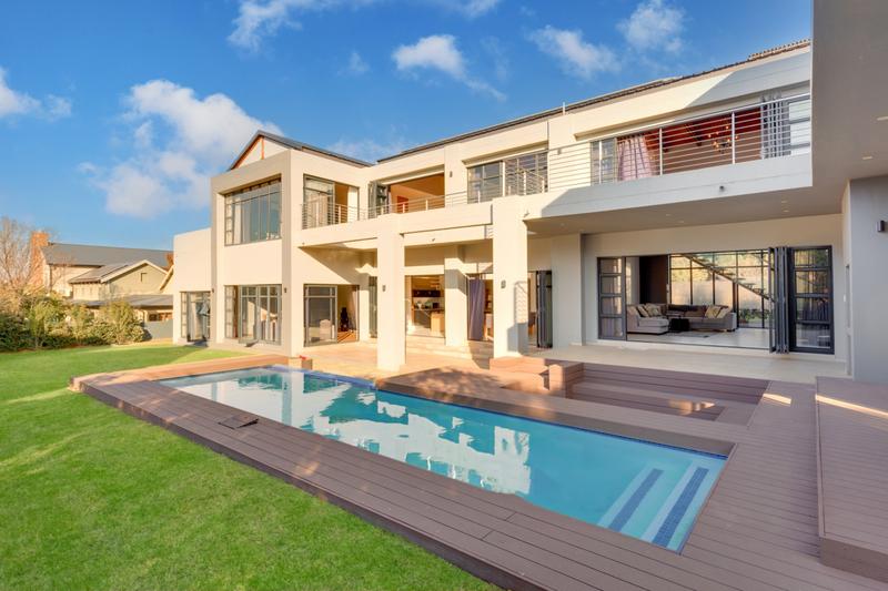 4 Bedroom Property for Sale in Waterfall Country Estate Gauteng