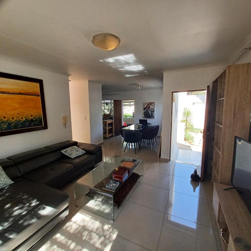 To Let 2 Bedroom Property for Rent in Morningside Gauteng
