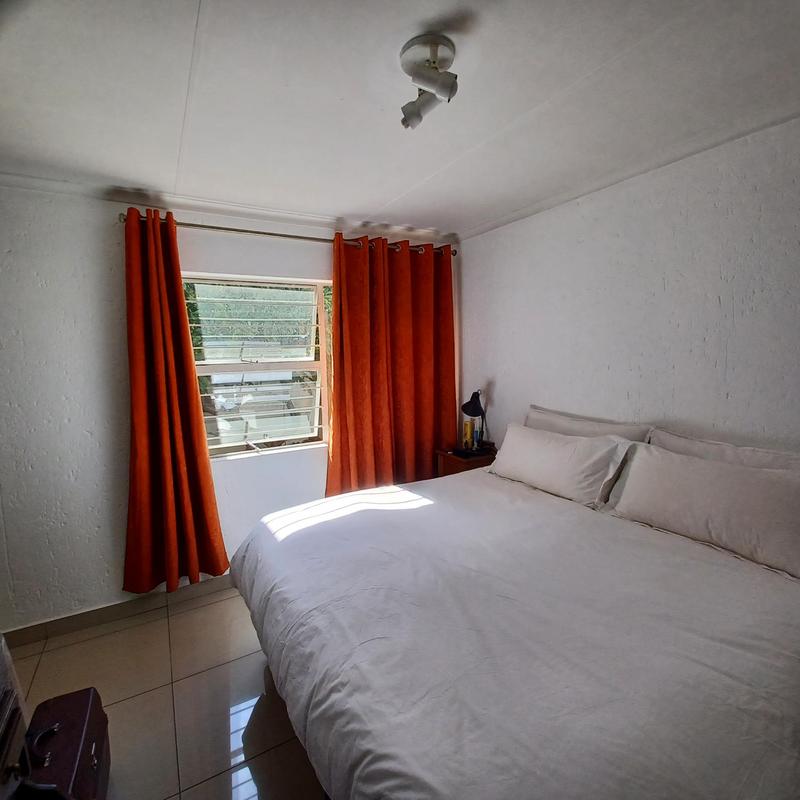 To Let 2 Bedroom Property for Rent in Morningside Gauteng