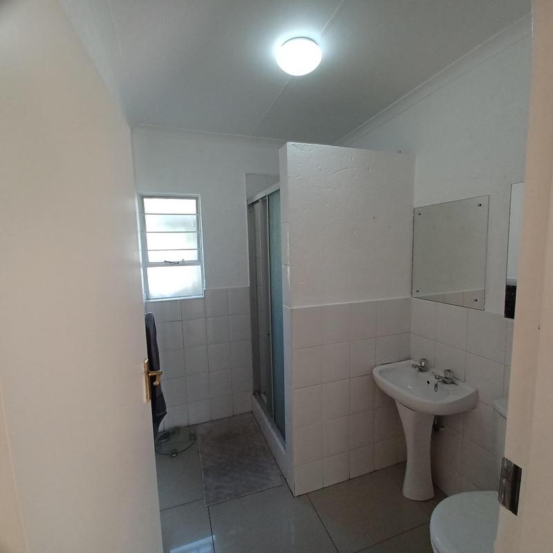 To Let 2 Bedroom Property for Rent in Morningside Gauteng