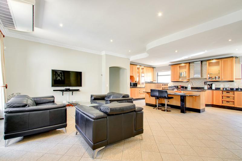 To Let 4 Bedroom Property for Rent in Dainfern Golf Estate Gauteng