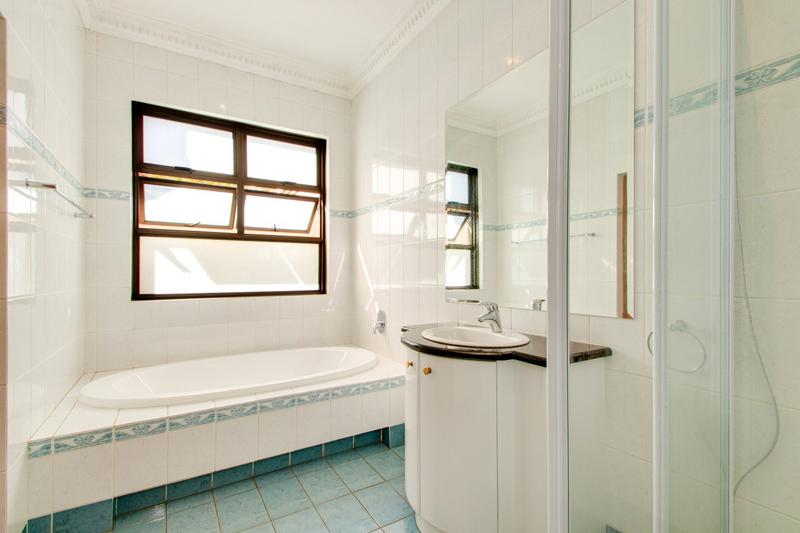 To Let 4 Bedroom Property for Rent in Dainfern Golf Estate Gauteng