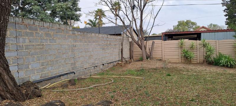 5 Bedroom Property for Sale in Brackenhurst Gauteng