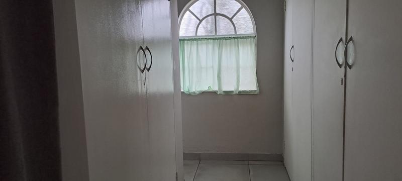 5 Bedroom Property for Sale in Brackenhurst Gauteng