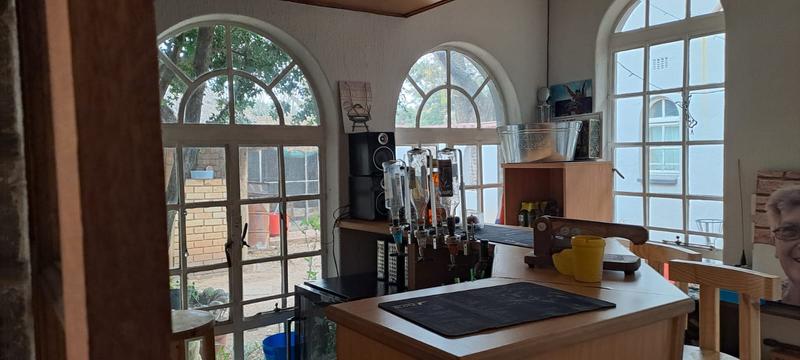 5 Bedroom Property for Sale in Brackenhurst Gauteng